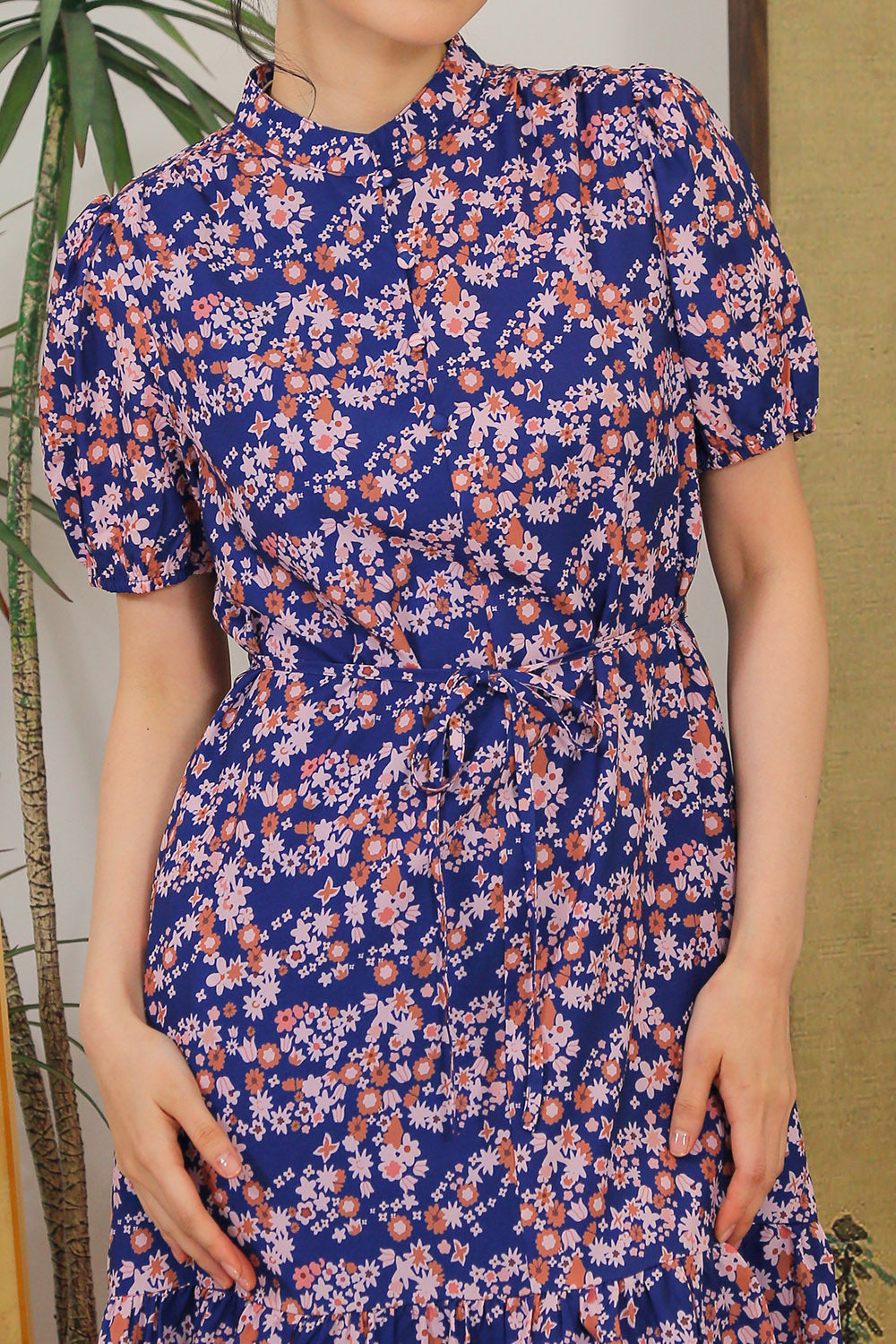 Maxinne Midi Dress in Navy Bloom Floral - Image 2