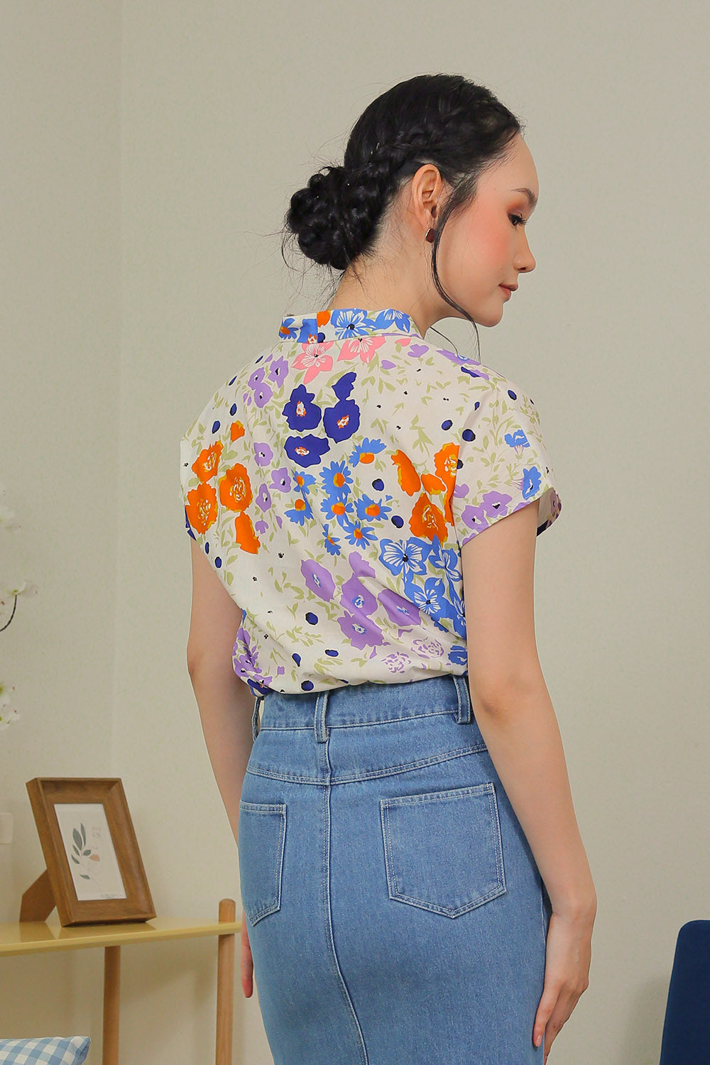 Addie Kimono Floral Blouse in Multi Bright - Image 4