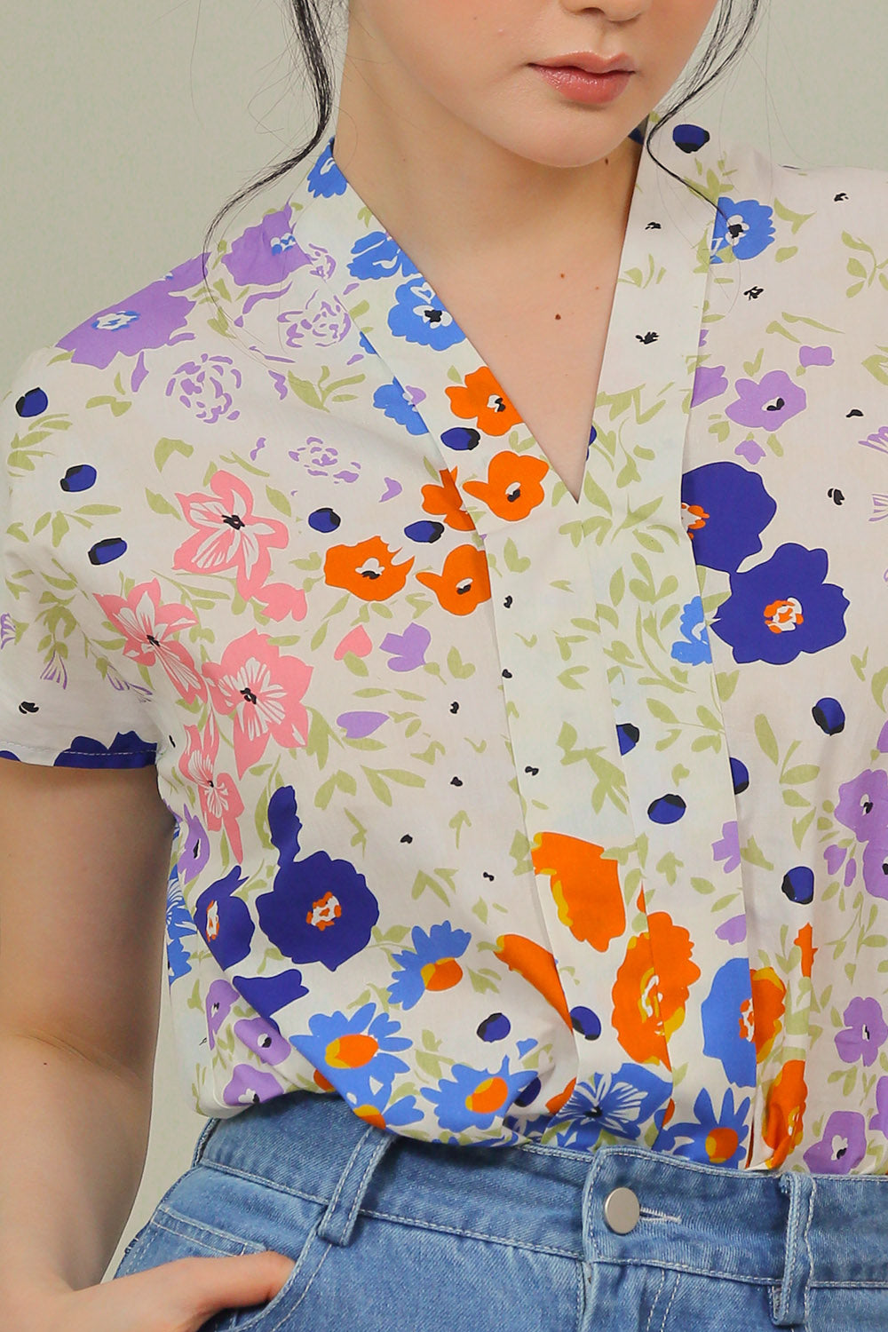 Addie Kimono Floral Blouse in Multi Bright - Image 2