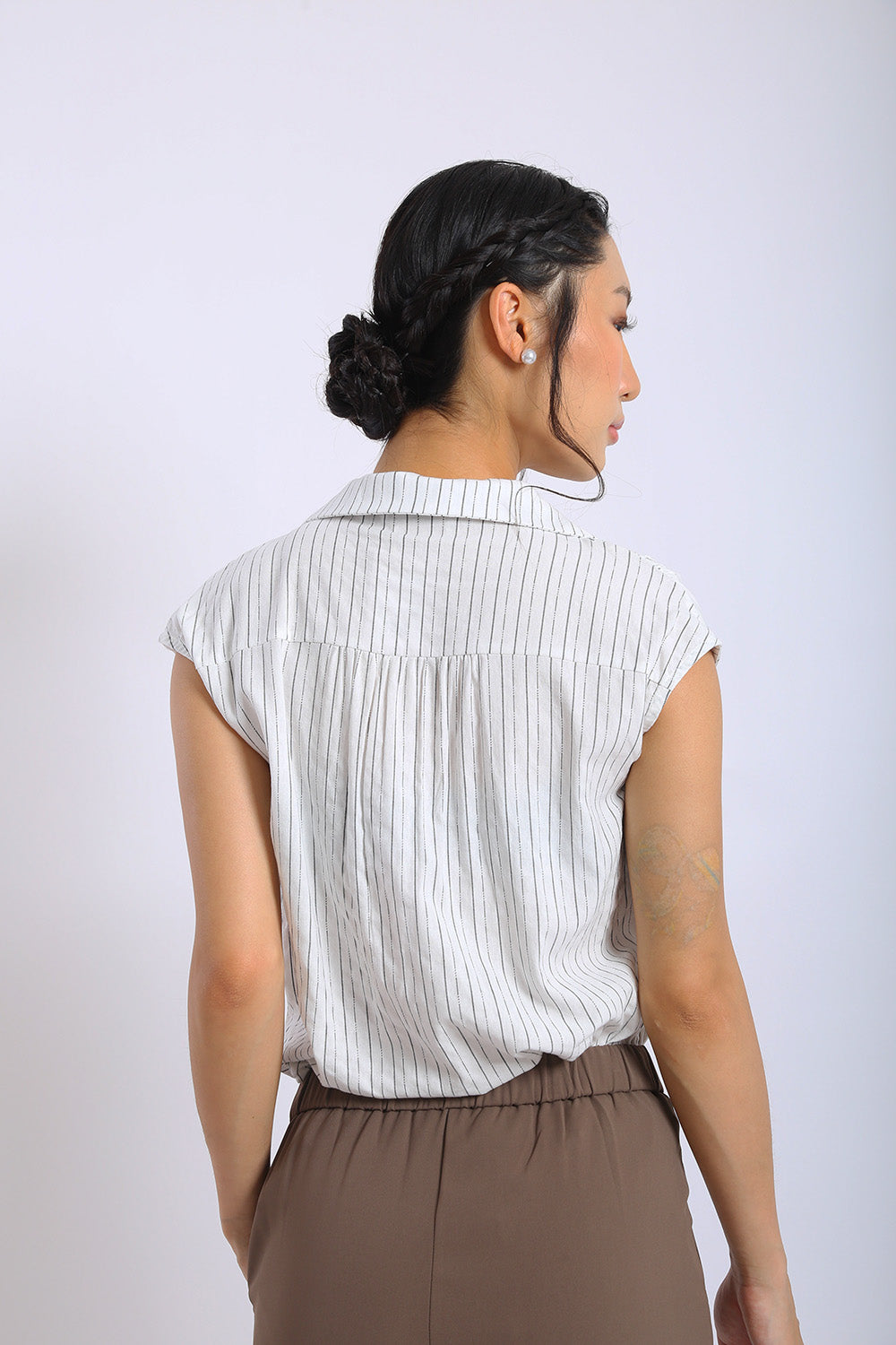 Lena Pinstripe Sleeveless Shirt in White - Image 5