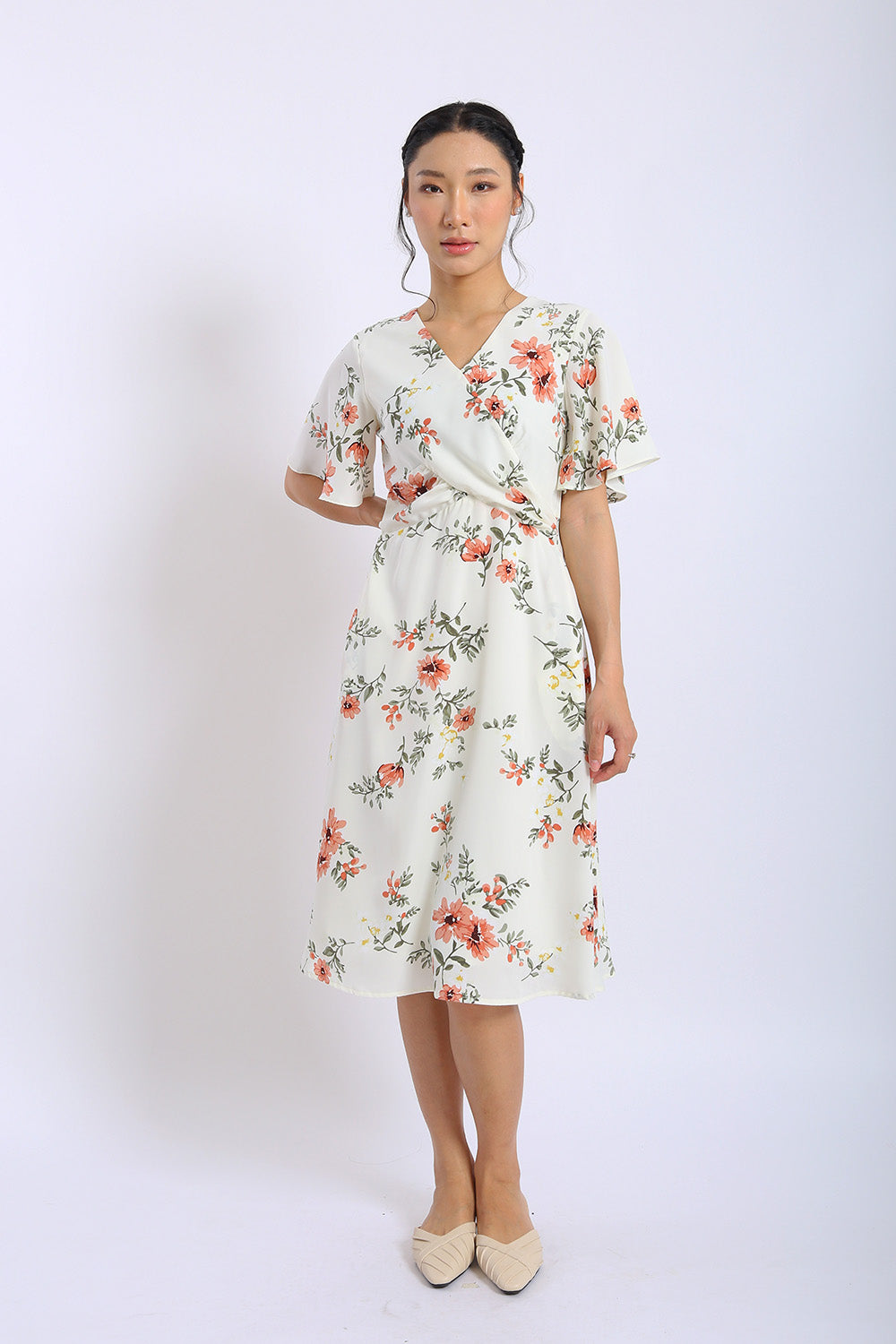 Veneza Floral Midi Dress in Off White - Image 3