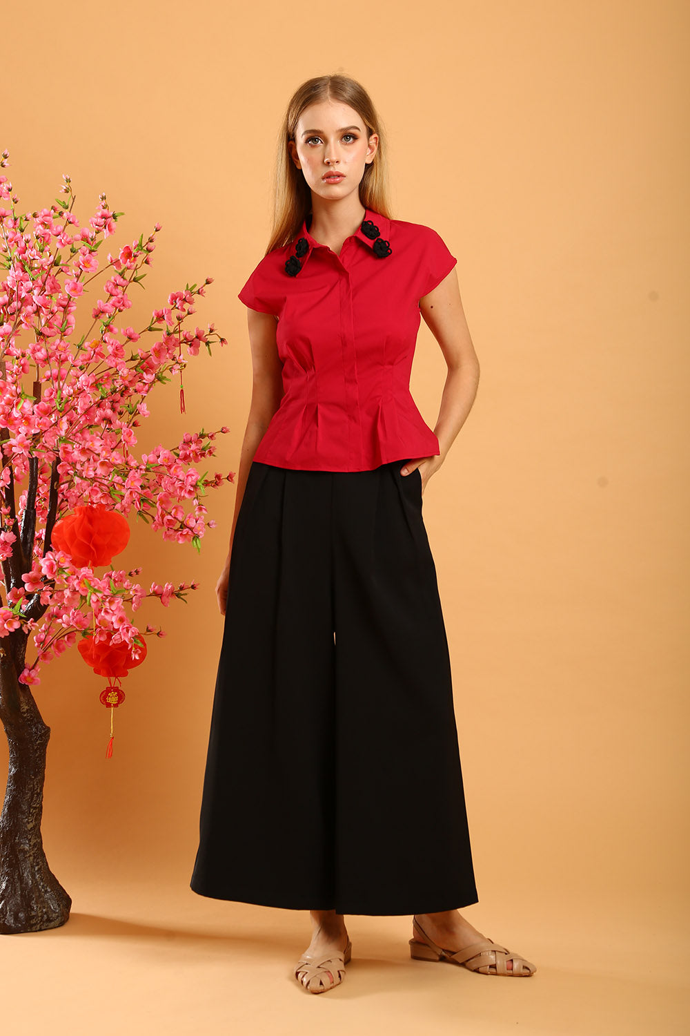 Liesa Wide Leg Pants in Black - Image 3