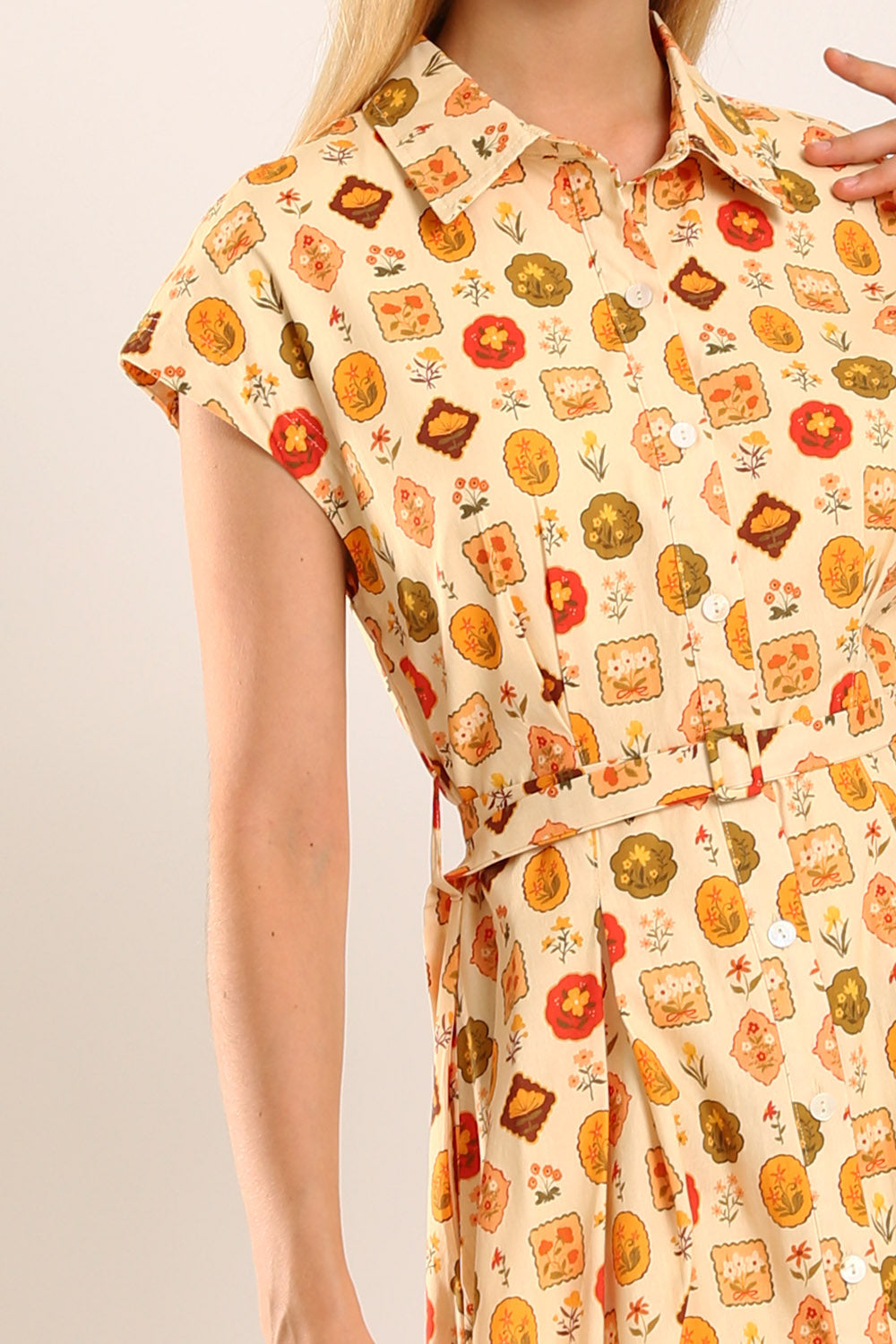 Dezza Midi Dress in Mandarin Floral - Image 2