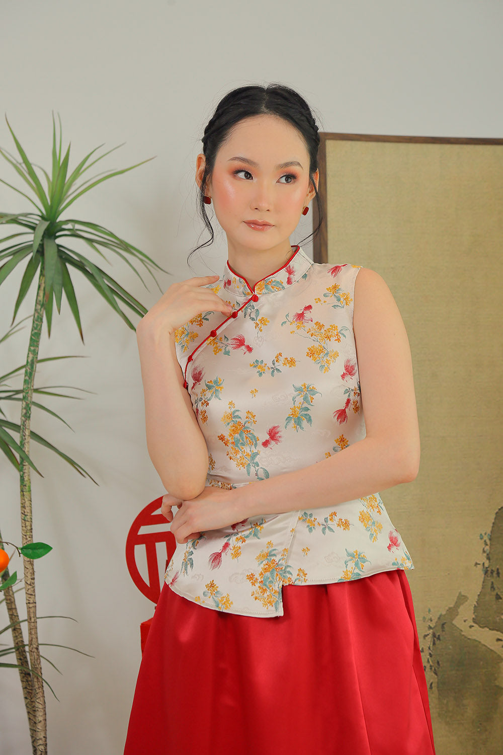 Emiko Brocade Oriental Top in Golden Garden - Image 4