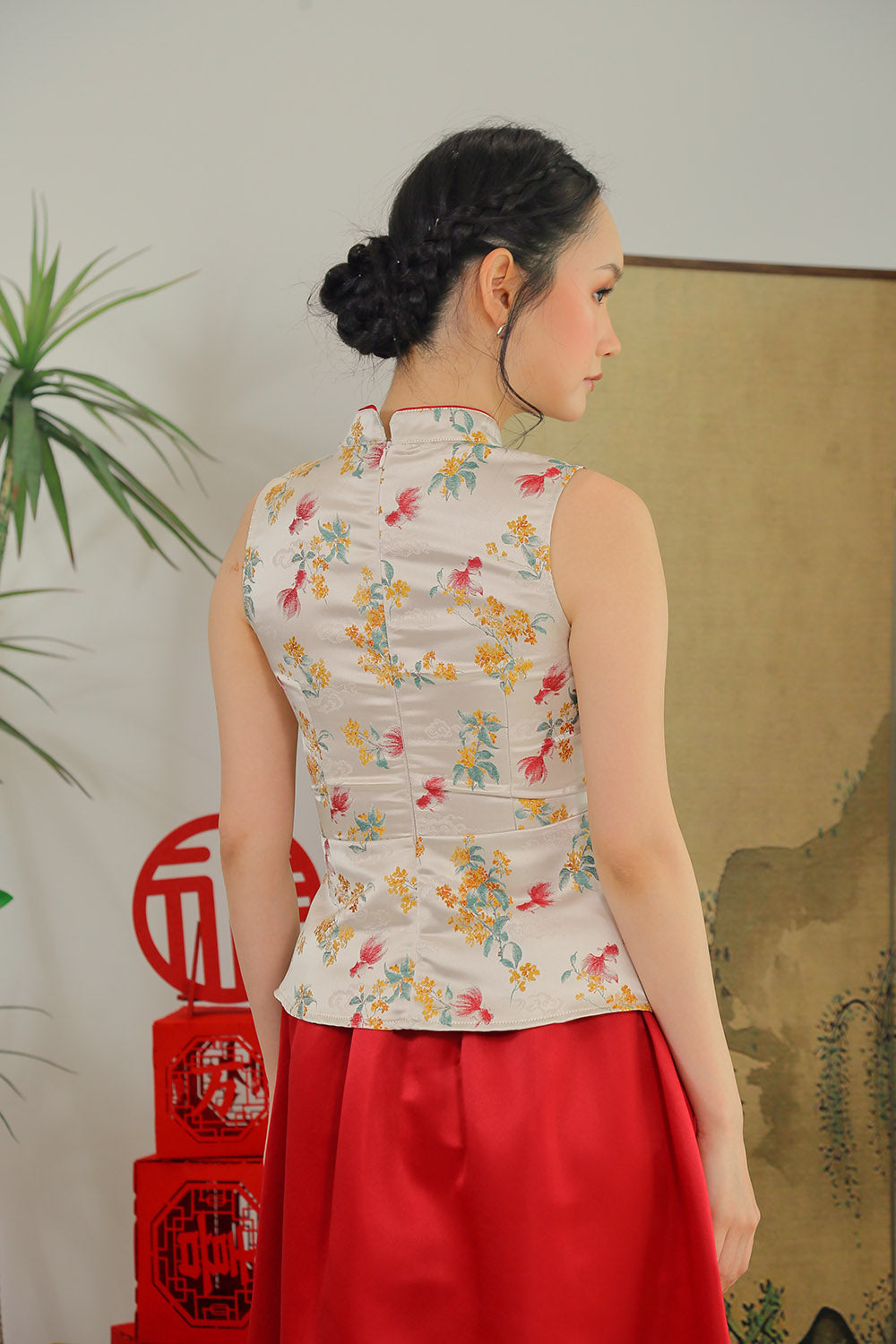 Emiko Brocade Oriental Top in Golden Garden - Image 5