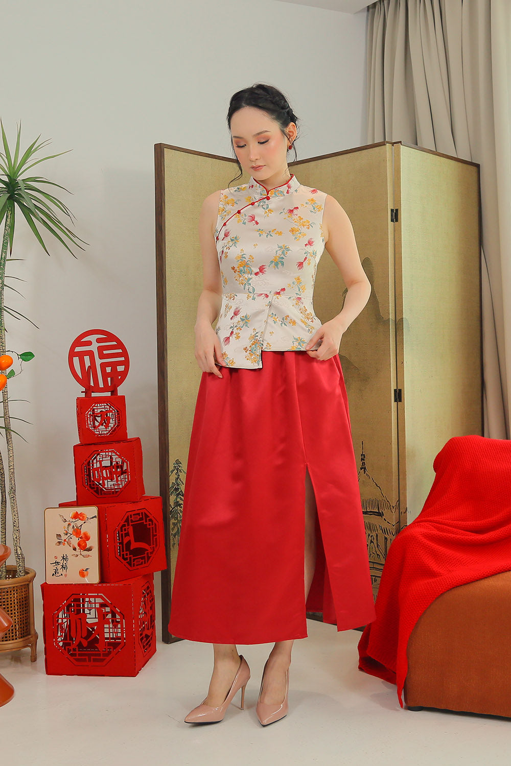 Emiko Brocade Oriental Top in Golden Garden - Image 6