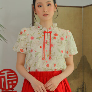 Meilin Embroidered Eyelet Floral Top in Petal Cream