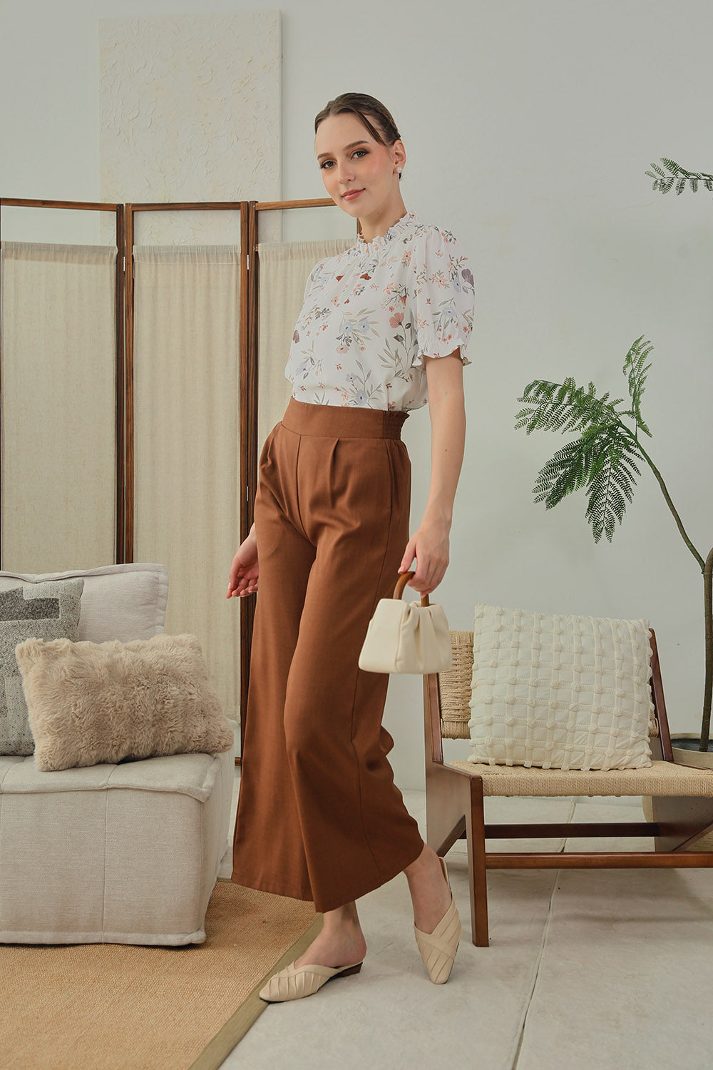 Mara High Waist Wide Leg Pants in Mocha - Image 6