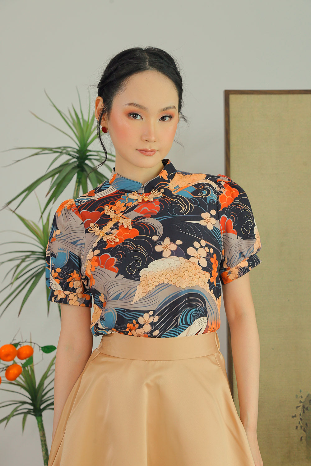 Kaida Oriental Wave Top in Midnight Bloom
