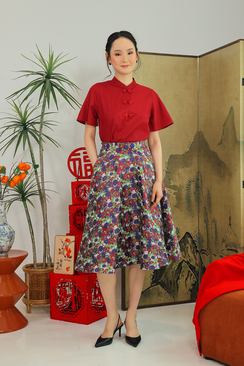 Elowen Luxe Midi Skirt in Autumn Garden - Image 2