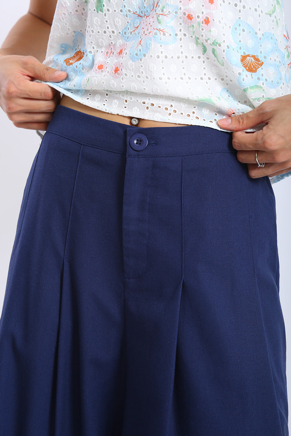 Varese Wide Leg Pants in Navy Blue - Image 3