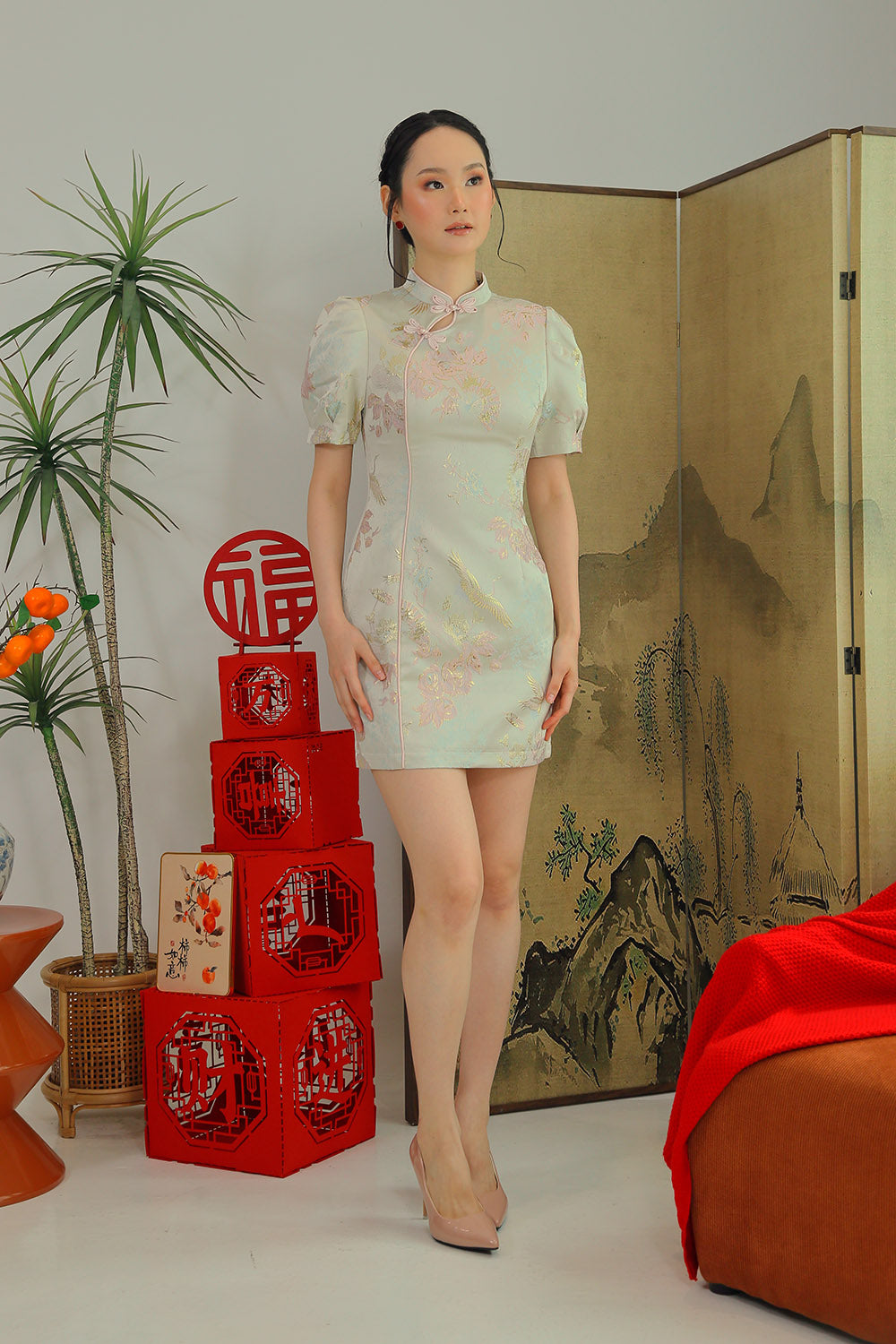 Jade Crane Brocade Cheongsam Mini Dress in Silver Sage Gold - Image 5