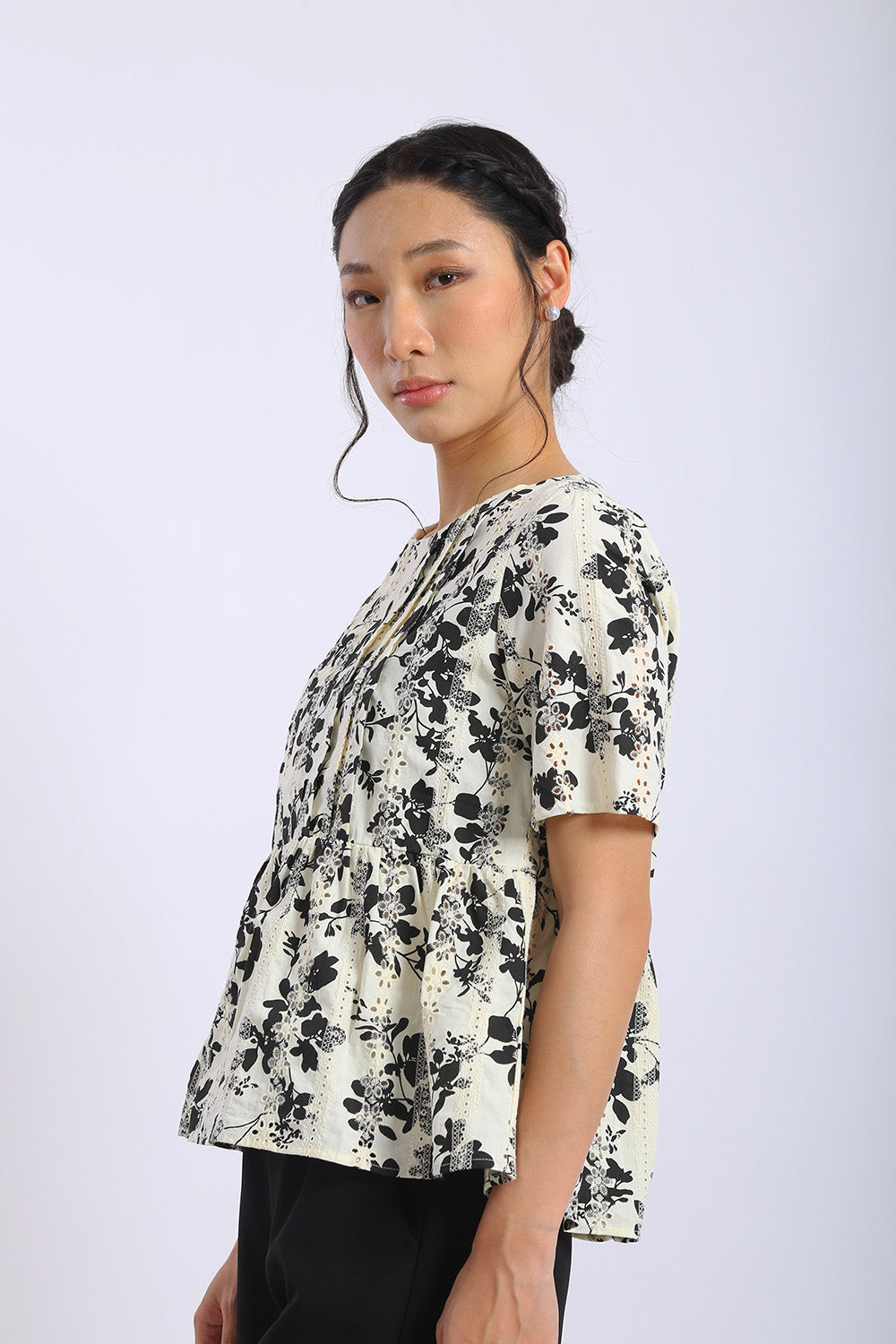 Lucia Crochet Top in Apricot - Image 5