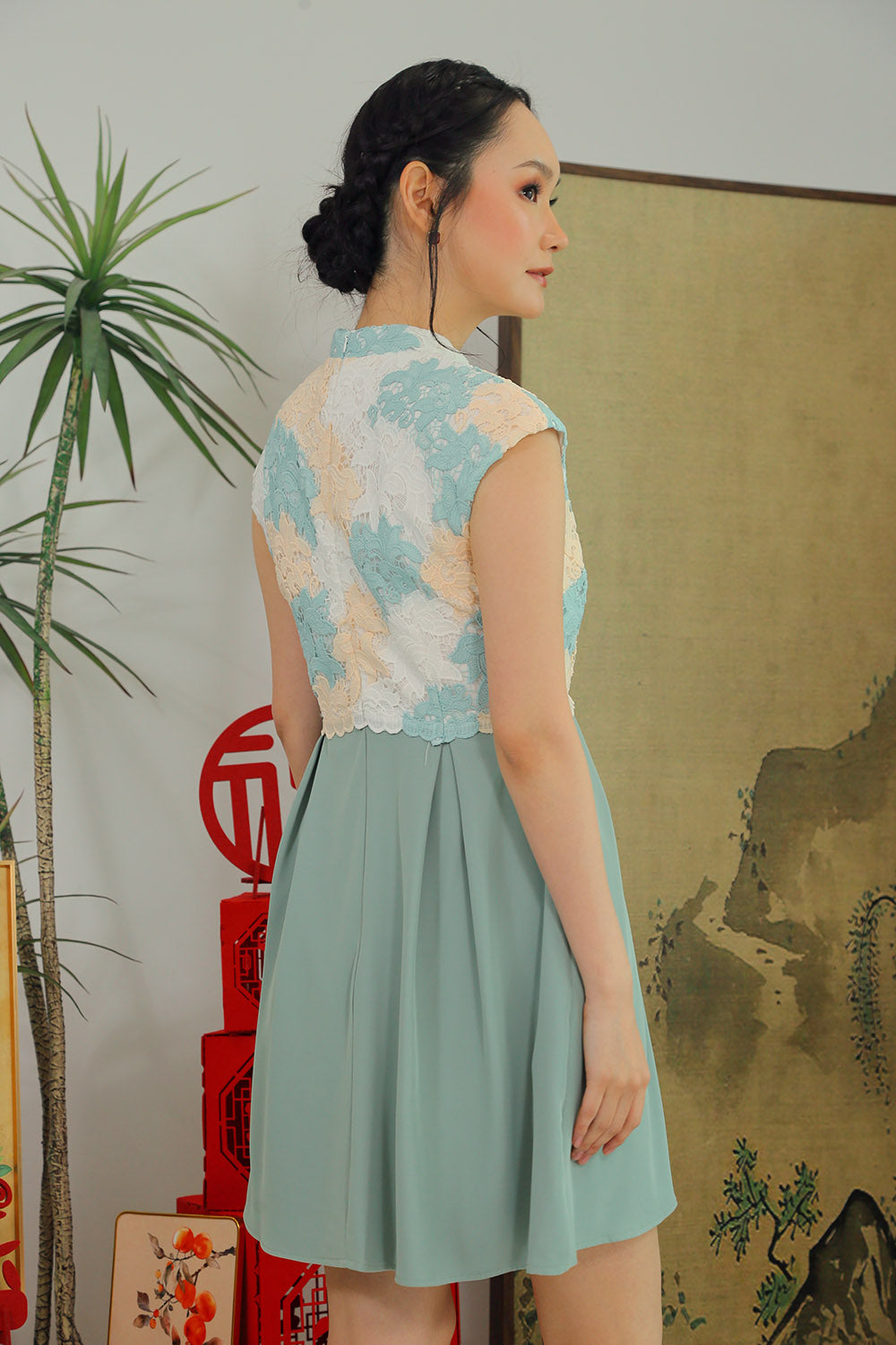 Meilyn Lace Cheongsam Mini Dress in Jade Mist - Image 5
