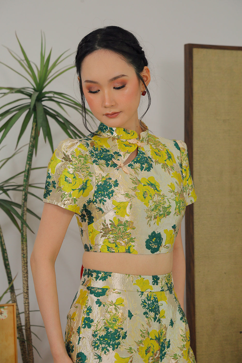 Celestine Brocade Mandarin Top in Emerald Bloom - Image 3