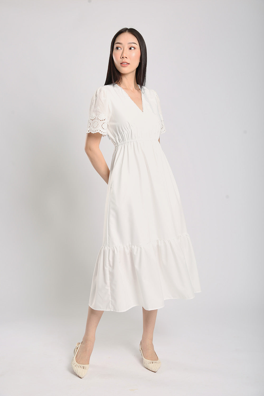 Alai Midaxi Maxi Dress in White - Image 5