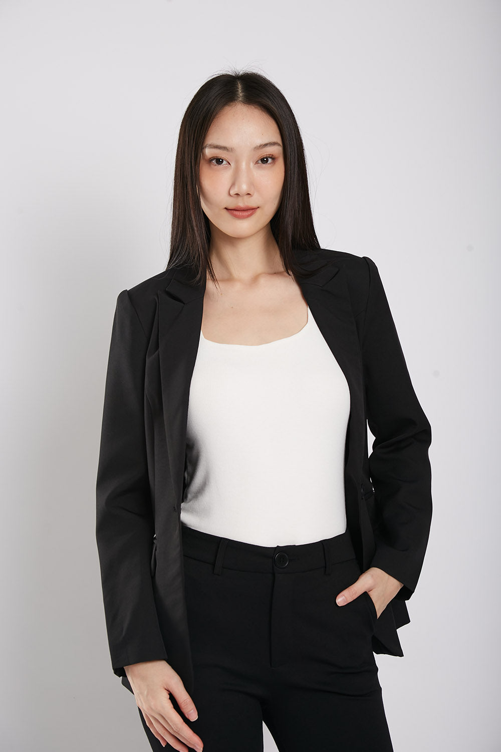 Albertha Ultra Stretchable Blazer in Black - Image 3