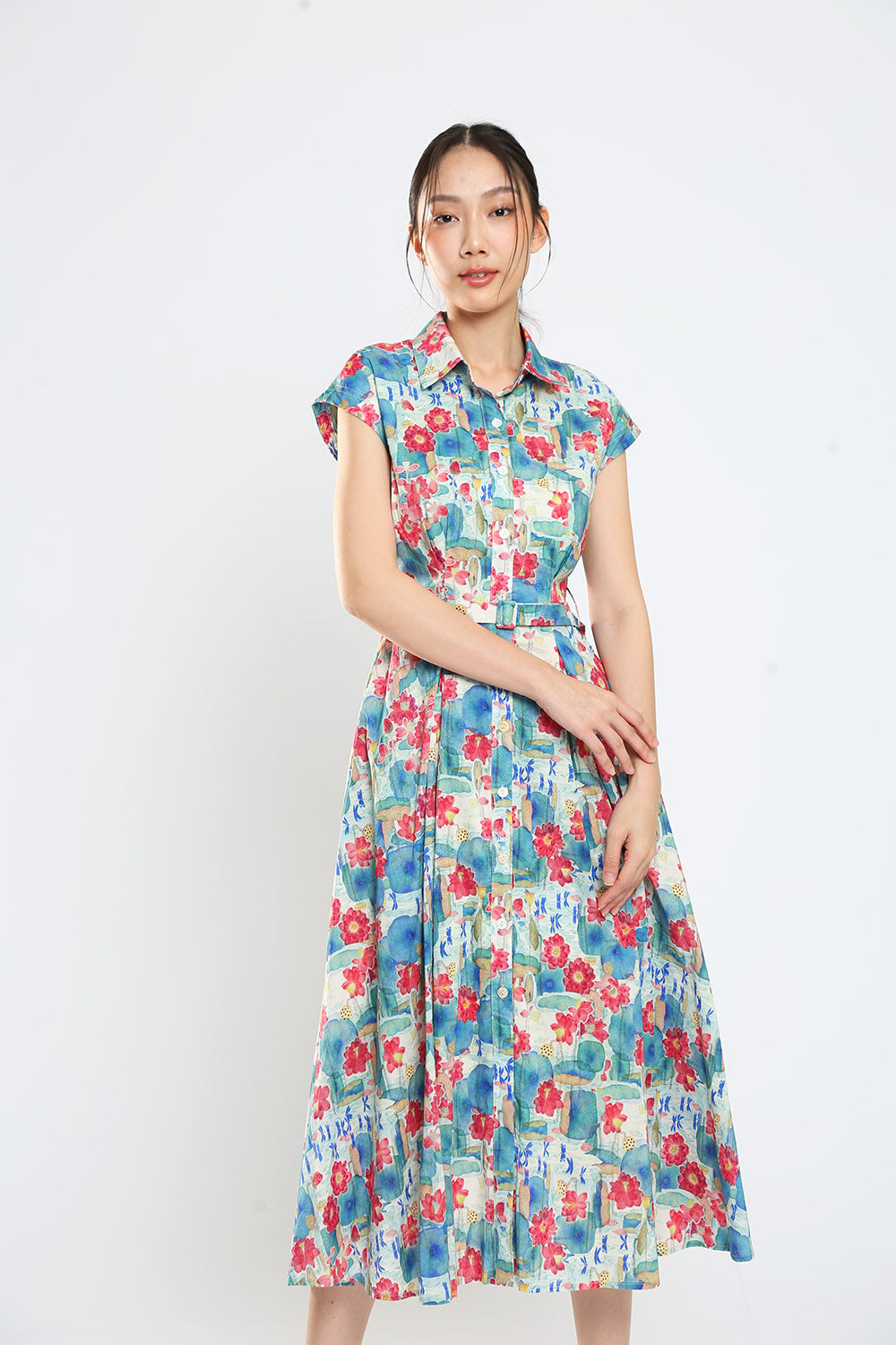 Dezza Midi Dress in Blue Floral Print - Image 2