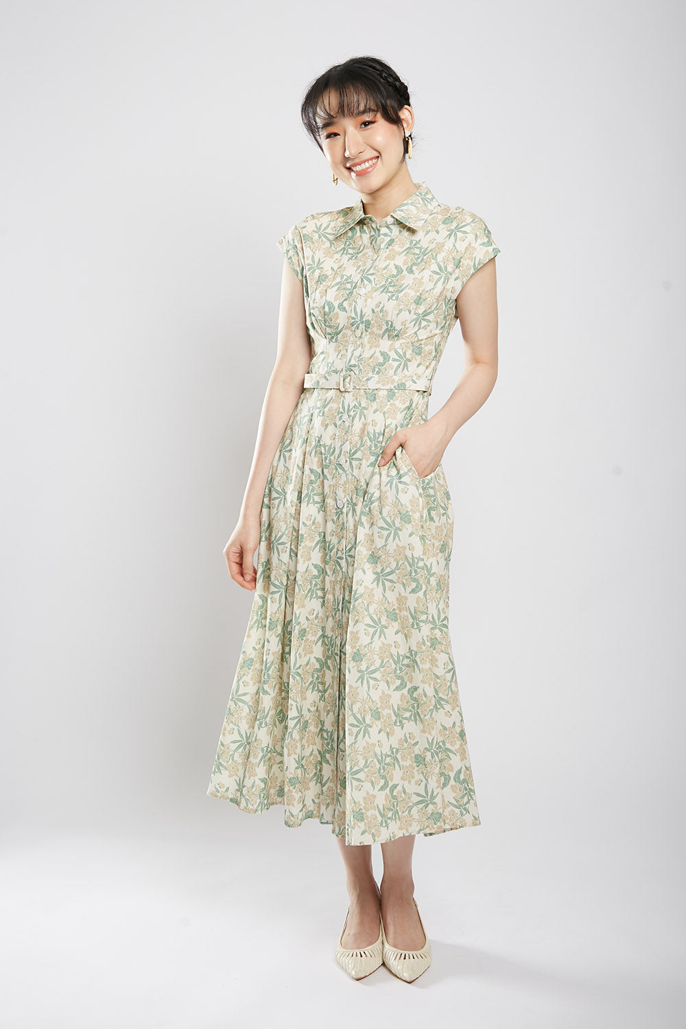 Dezza Midi Dress in Floral Prints - Image 2