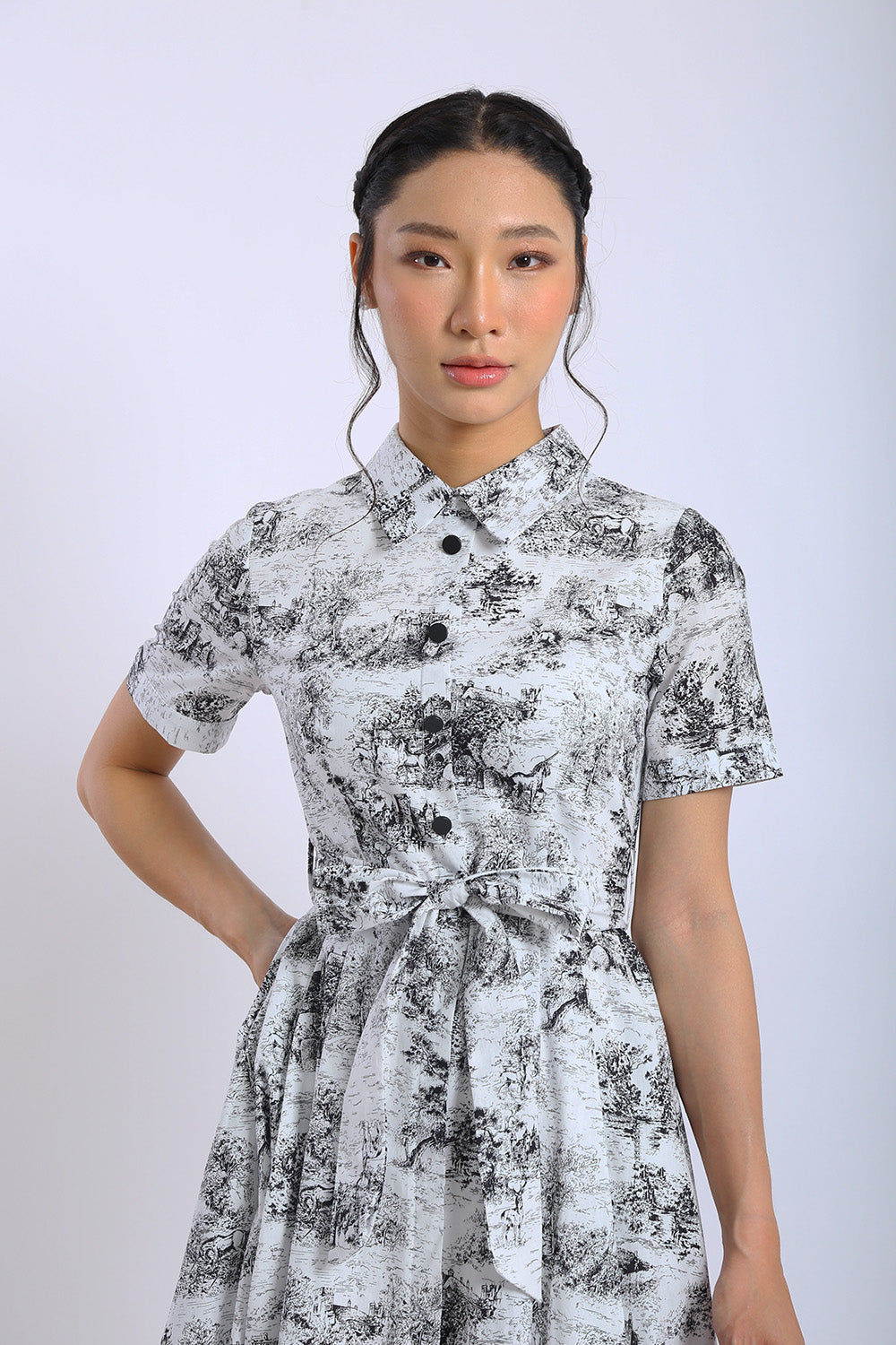 Erinn Scenic Shirt Midi Dress in Monochrome Noir - Image 4