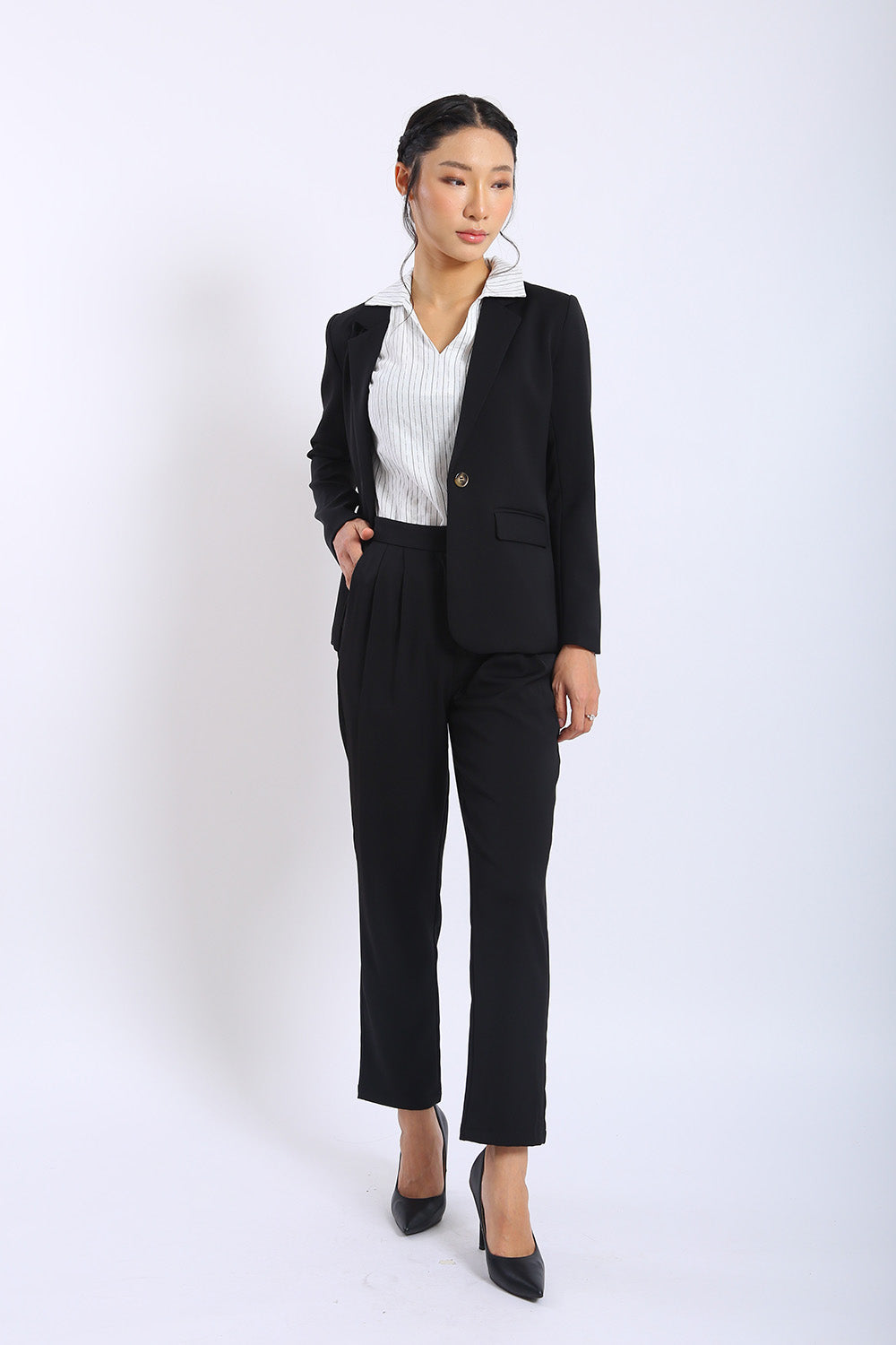 Elise Tailored Straight Leg Pants in Black - Image 2