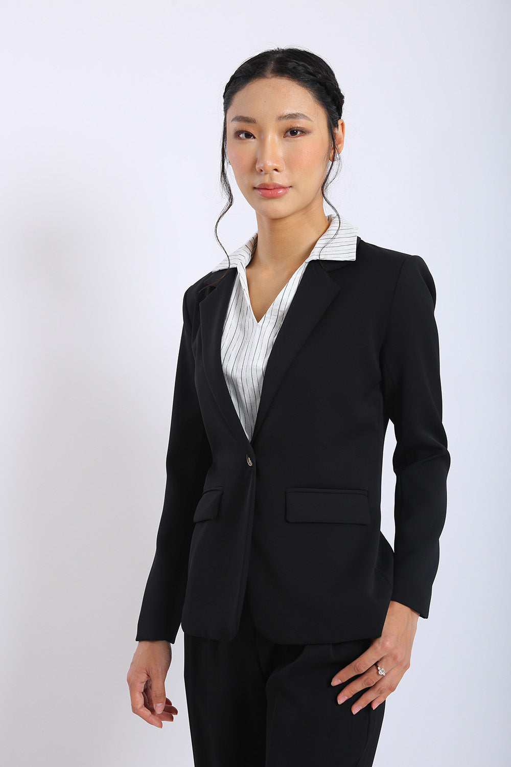 Elise Tailored Blazer in Black