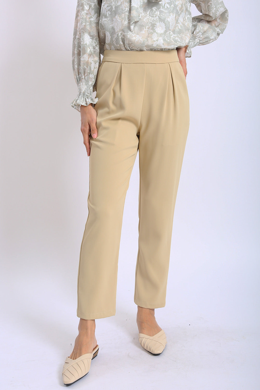 Valeria Pleated Straight Leg Pants in Beige