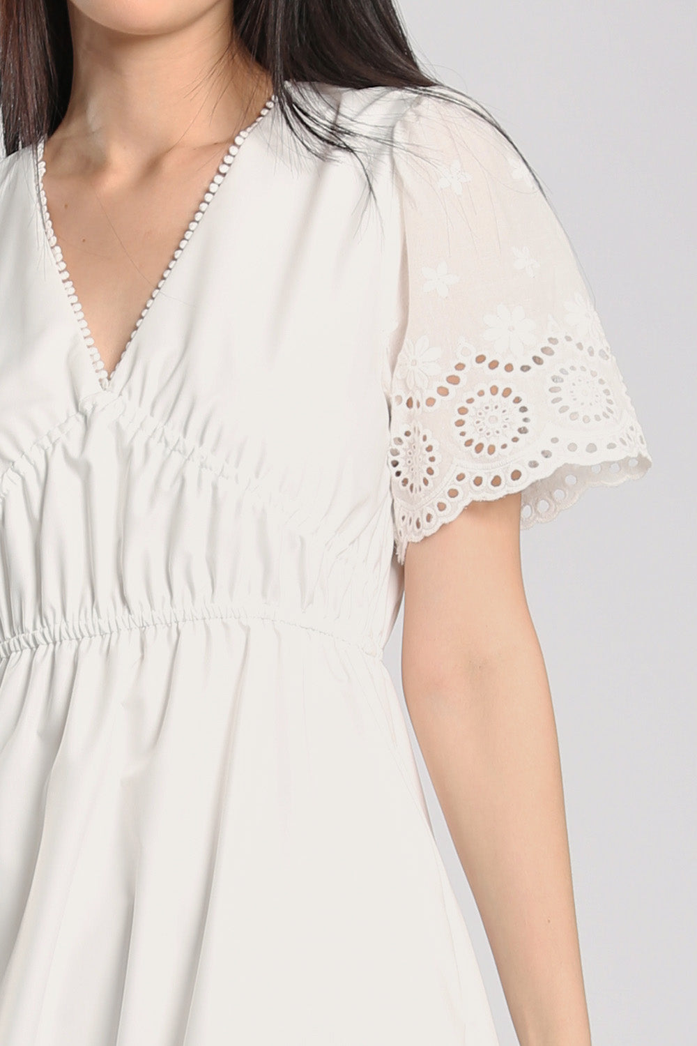 Alai Midaxi Maxi Dress in White - Image 2