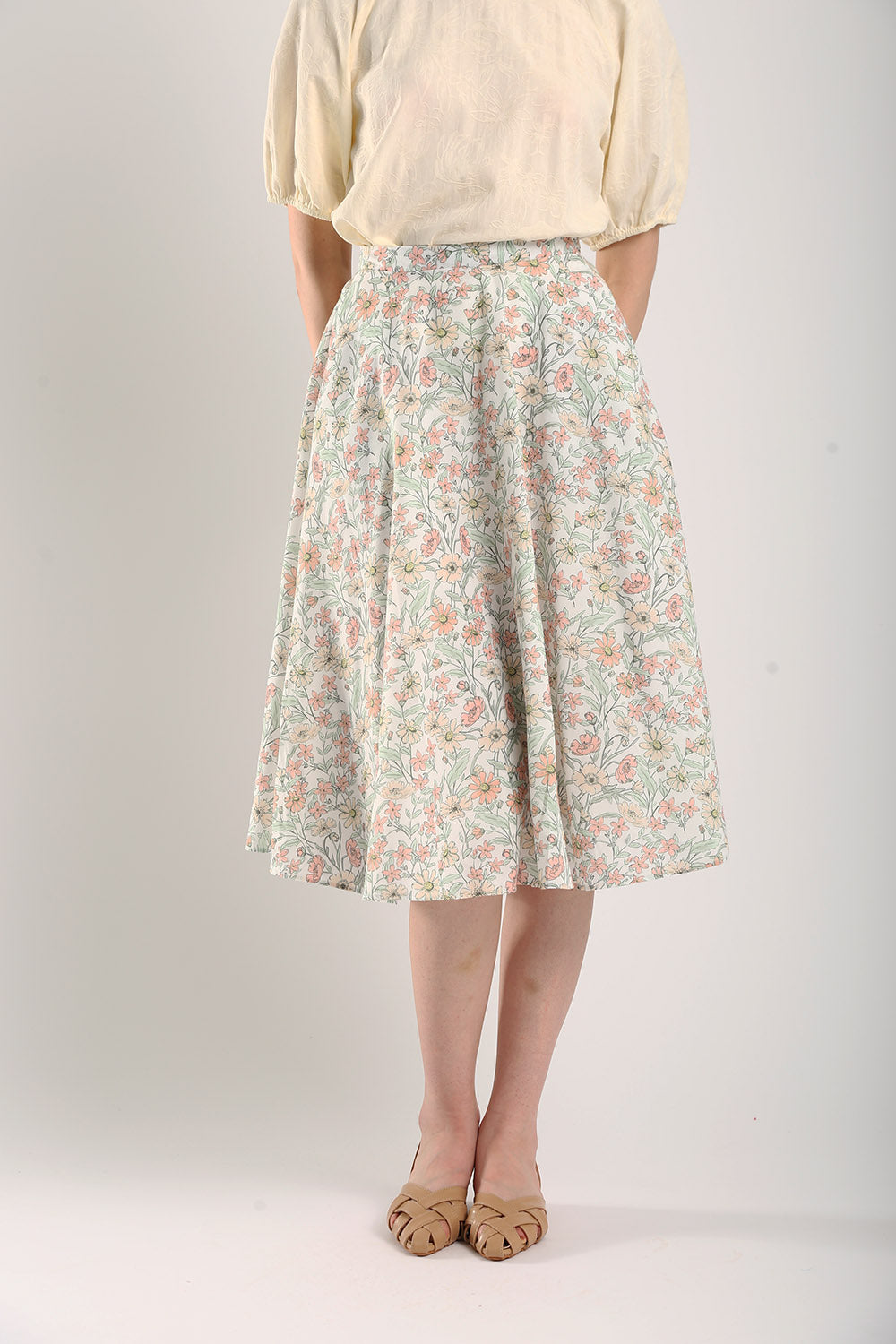 Larson Maxi Skirt in Floral Print - Image 3