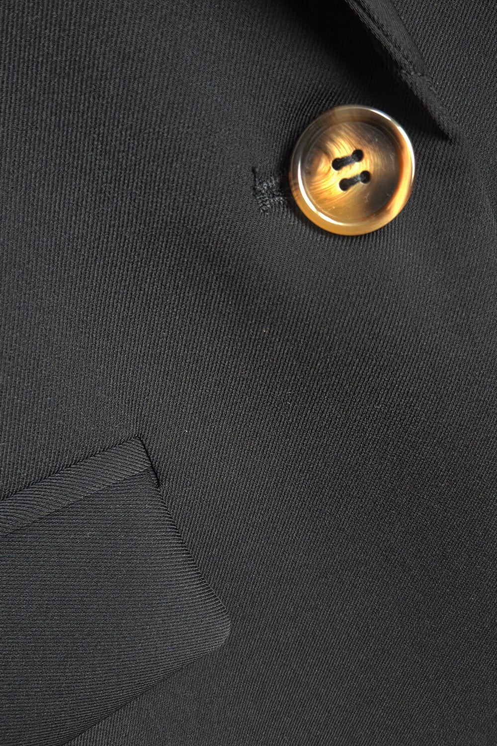 Elise Tailored Blazer in Black - Image 4